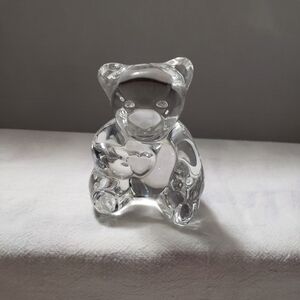 Vintage 1987 Jonal 24% Lead Crystal Teddy Bear Holding A Heart ❤